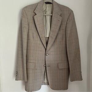 Austin Reed silk blend men's lightweight tan plaid sport jacket,  40‎